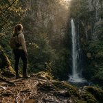 Yosemite normand : cascade et gorges en forêt, randonnée