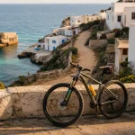 Iles egades : vélo au port, Favignana et Levanzo en Sicile
